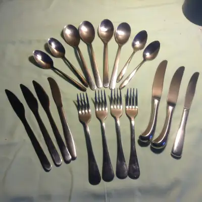 Stainless steel flatware set 19 pieces, View more
