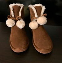 Suede brown ankle booties boots women's girls pompom Ottawa