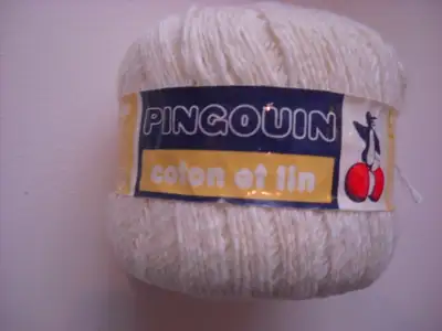 Seize balles de laine 20% lin et 80% coton (neuves)4,69$/un., View more