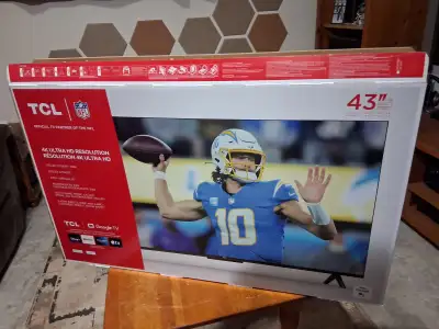 TCL 43 inch 4K UHD tv 43S450G-CA NO TRADES, View more