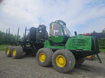 * Financing Available * 2017 John Deere 1910 E 26 500 hours All new pumps and Hydraulic motors 2400...