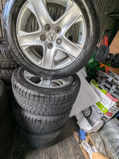 These mags have pressure sensors. Came off an Acura RL 2009. Bolt pattern 5x120 ET 55 Fit many other...