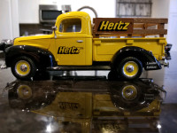 1:24 Diecast ERTL 1940 Ford Pickup Hertz Rental Truck