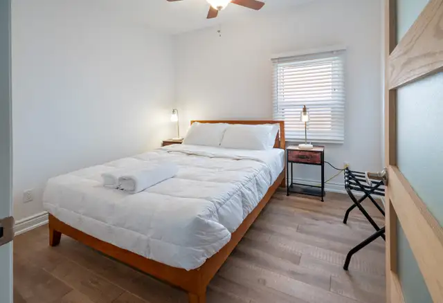 Room for Rent in South Etobicoke in Room Rentals & Roommates in City of Toronto - Image 2