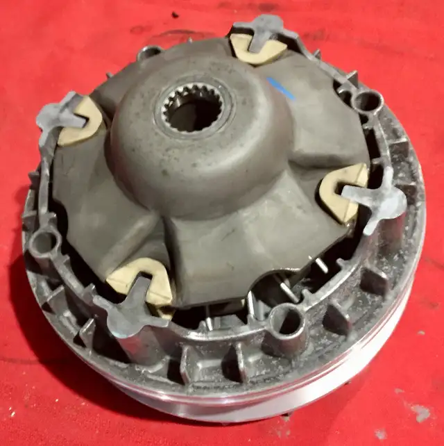 03 - 09 ARCTIC CAT atv 500cc primary clutch in Other in Ottawa - Image 7
