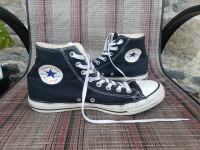 CONVERSE Chuck Taylor All Star High Top (Very Good Condition!)