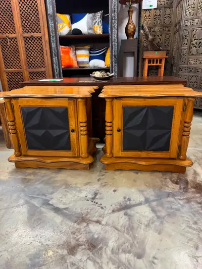 ✅2 Tables  chevet , tables de nuits night tables, View more