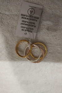 set of costume jewelry rings, size 11