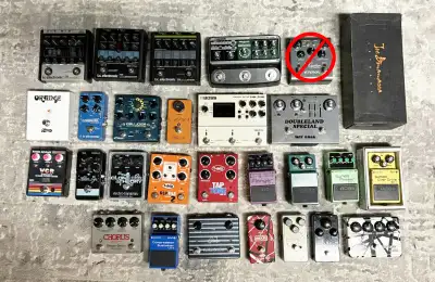 PÉDALES DIVERS, View more