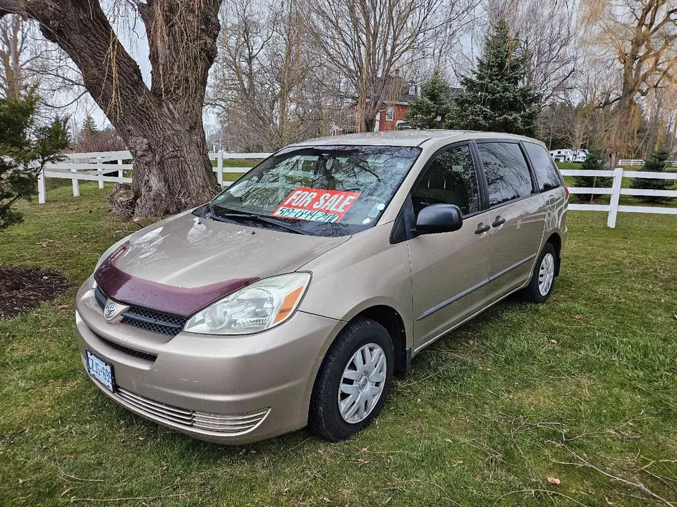 2004 Toyota Sienna