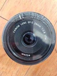 Canon LENS EF  S 24MM F / 2.8 STM LENS