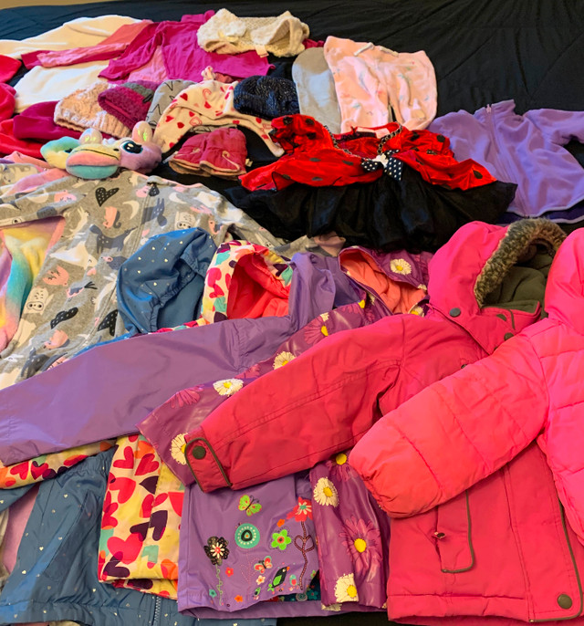 Fall, winter, spring, girl cloth (assorted) in Kids & Youth in Oakville / Halton Region - Image 3