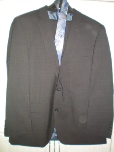 Complets (habits) pour homme, Large, Chemises, Cravate., View more