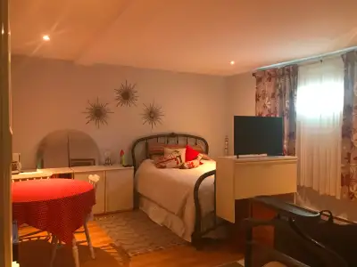 *** 5 JOURS/NUITS PAR SEMAINE*** Besoin d'un pied-à-terre? Pour travailleur ou stagiaire de l’extéri...