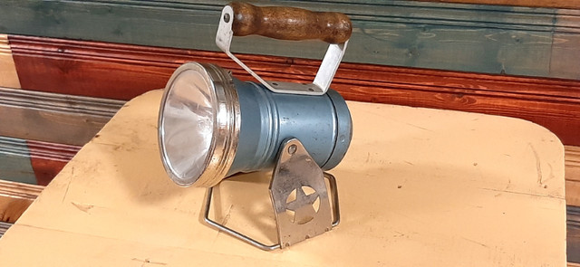 Vintage Lanterne à Batterie 1950’s Star Headlight - Lantern Co. dans Art et objets de collection  à Granby