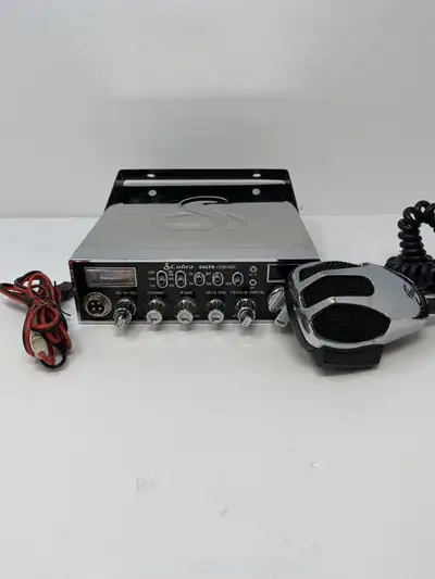 CB Radio Cobra 29Ltd Chrome 40 Channel Radio w/ Microphone. Comes with wiring kit, hanging bracket a...