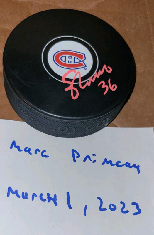 Sergio Momesso signed puck Canadiens Hockey / Rondelle signée dans Art et objets de collection  à Ville de Montréal