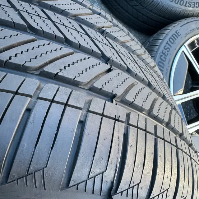 BMW 7 Series - i7 - X3 *OEM* 20 Inch Wheels & Sensors & Tires in Tires & Rims in City of Toronto - Image 6