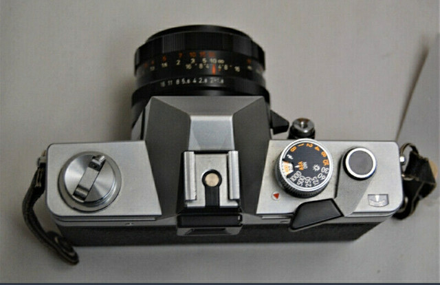 Vintage Praktica LTL-3 Camera & Pentacon 50mm f1.8 Auto Lens in Cameras & Camcorders in Mississauga / Peel Region - Image 2