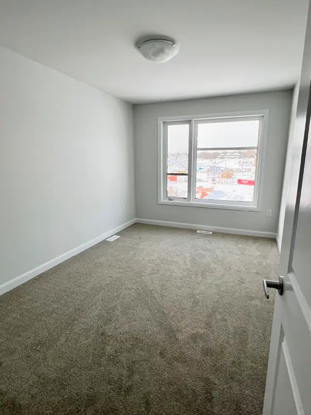 Room for rent in Kanata North in Room Rentals & Roommates in Ottawa - Image 8