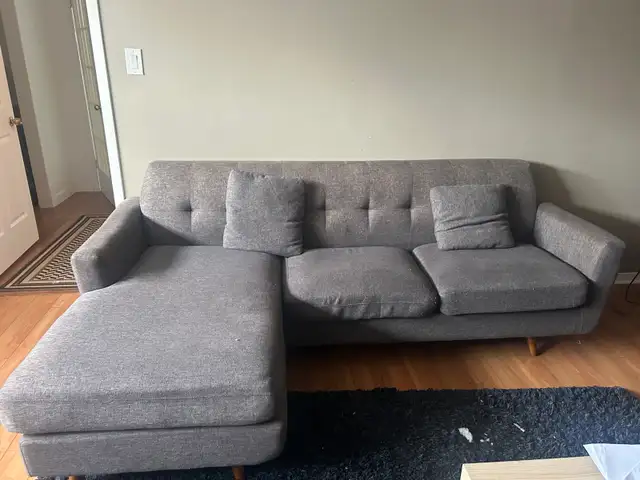 sofa et fauteuil in Couches & Futons in Longueuil / South Shore - Image 4