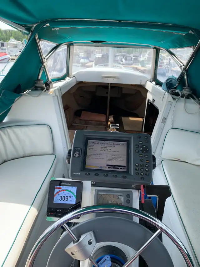 Macgregor 26X trailerable sailboat for sale. in Sailboats in Barrie - Image 7