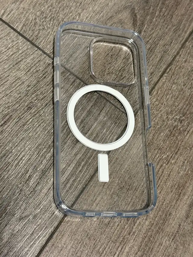 IPhone 16 Pro Otterbox Symmetry Case in Cell Phone Accessories in Mississauga / Peel Region - Image 5