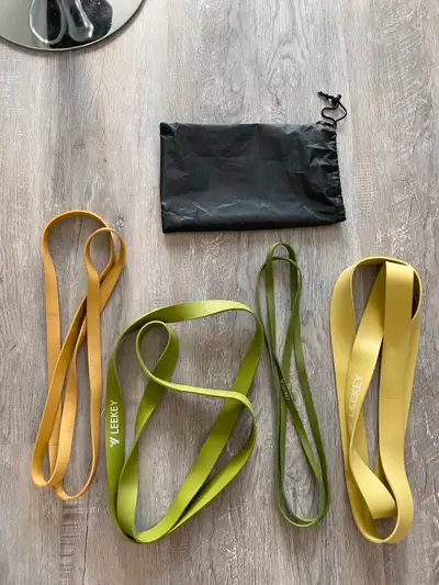 Set of four resistance bands, as new (barely used). Selling because I do not get to use them regular...
