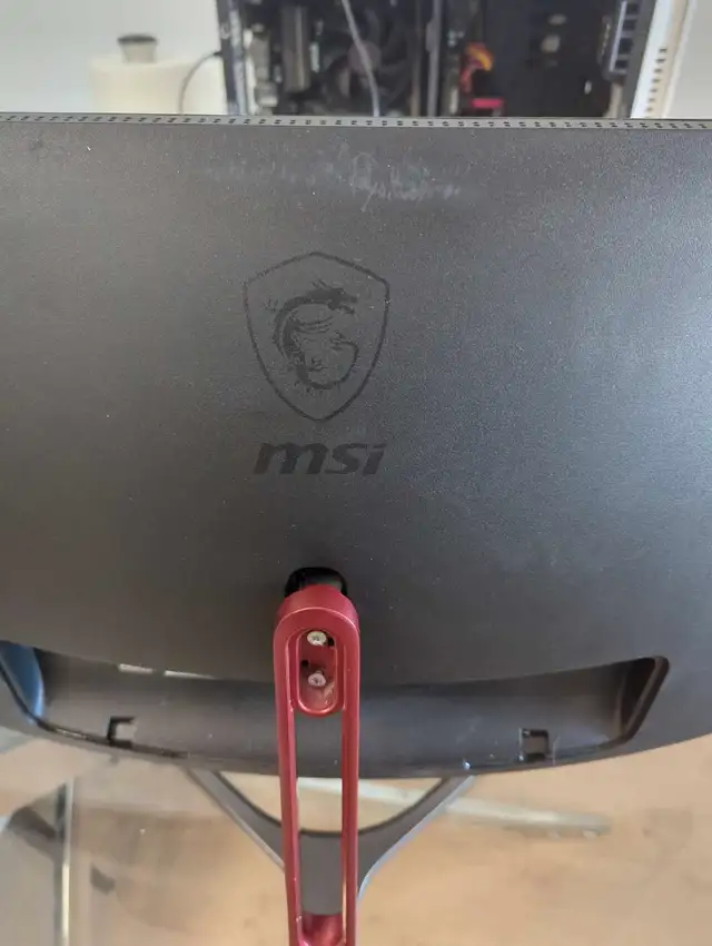 écran MSI 24 p pour pièce in Monitors in Laval / North Shore - Image 4