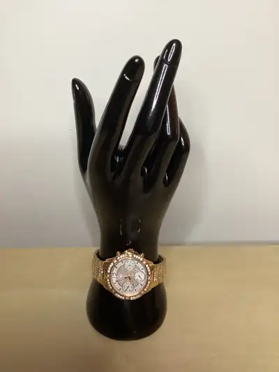 PRICE DROP! “GUESS WATERPRO” Ladies' Wristwatch Model U1071L3, View more