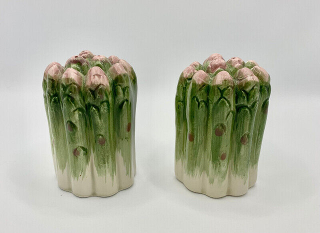Fitz and Floyd "Asparagus" Salt & Pepper Shakers – Mint in Kitchen & Dining Wares in Corner Brook