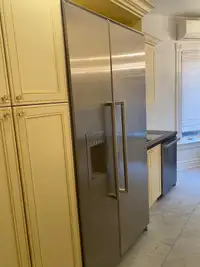 Thermador Built-In Fridge and Freezer with Stainless Steel Doors