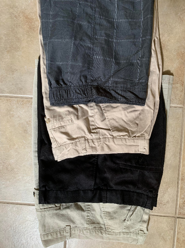 Mens Shorts : Dress, Casual, Swim : Like NEW : Sz 42 - 44 XL in Men's in Cambridge - Image 3