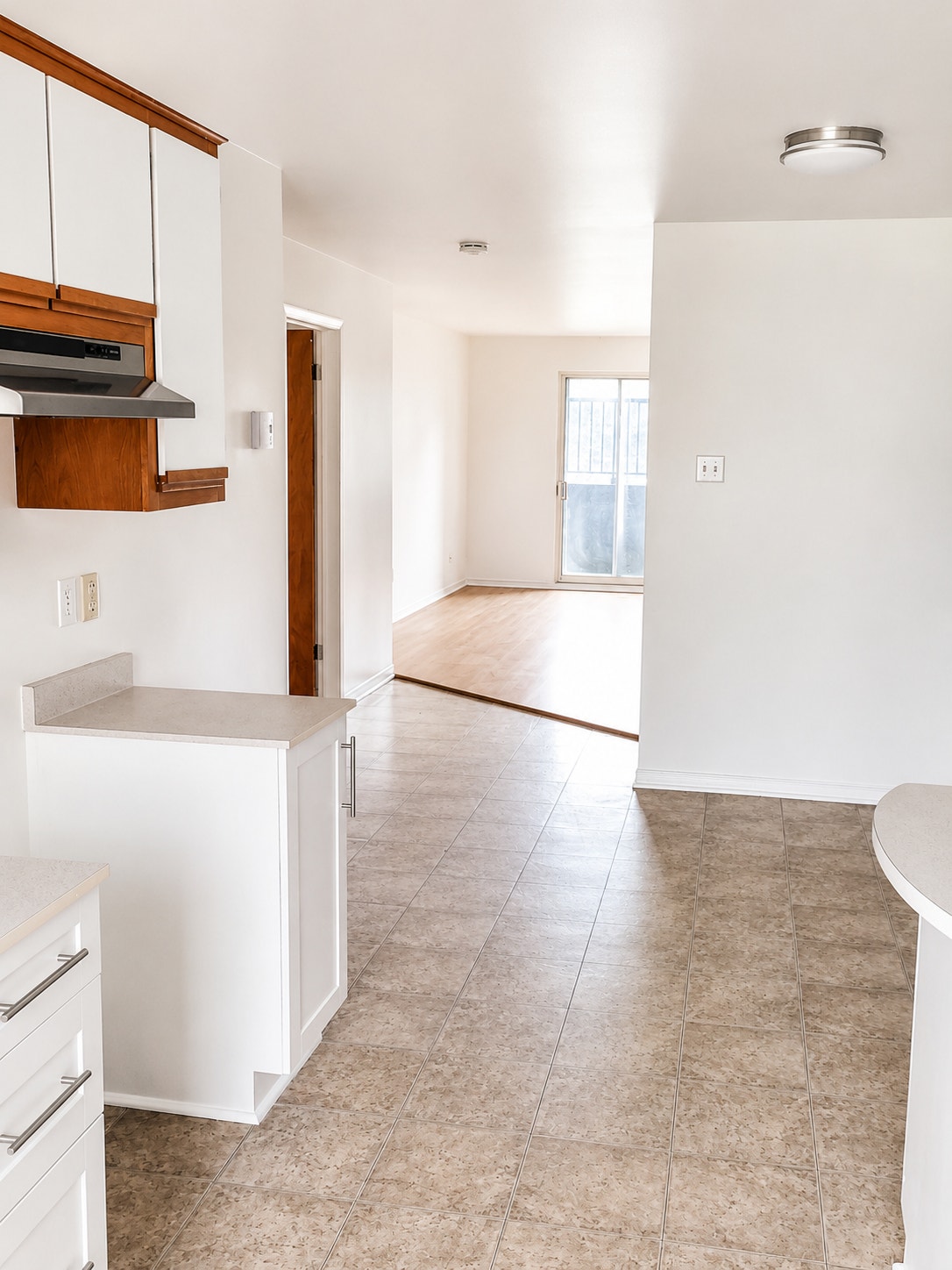 5945 Boulevard des Laurentides — photo 2