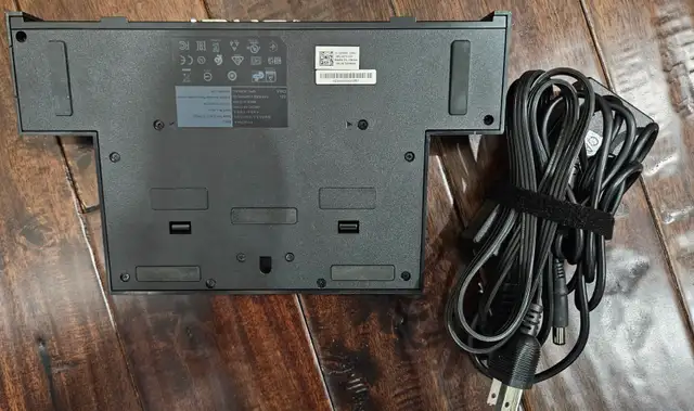 Dell Docking station/E-Port replicator (cn-035rxk-12961) in Laptop Accessories in Markham / York Region - Image 7