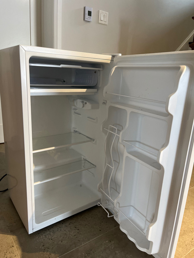 Master Chef Mini Fridge + built in freezer Refrigerators Oakville