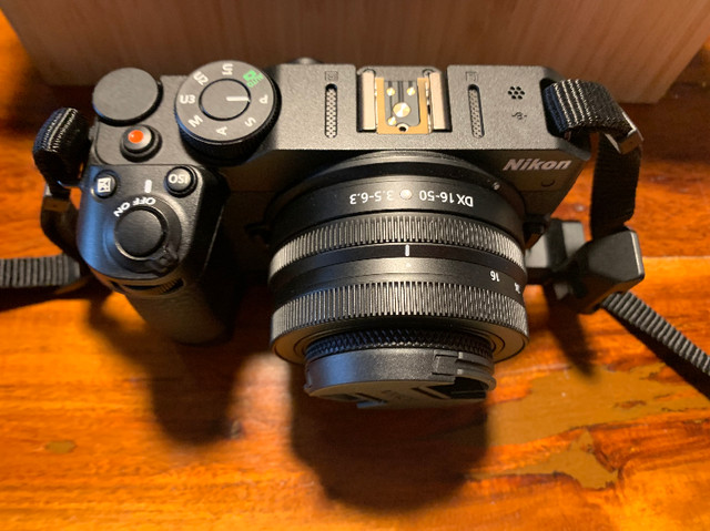 Caméra numérique sans miroir Nikon Z30 + Nikkor 16-50mm ƒ/3.5-6. dans Appareils photo et caméras  à Longueuil/Rive Sud - Image 2