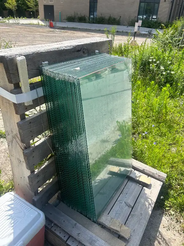 Tempered glass panels; Regal glass in Other in Markham / York Region - Image 2