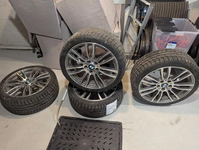 BMW OEM mags with winter tires 255/35/R19 Toyo Observe GSI 96V | Tires ...