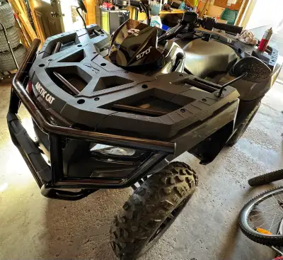 This 2020 Arctic Cat 570 EFI/EPS is a reliable and powerful all-terrain vehicle, featuring fuel inje...