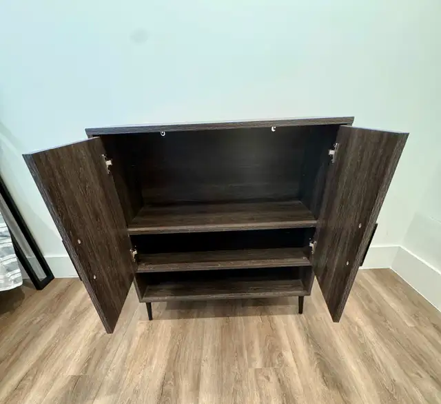 Wooden Cabinet62866660672259121