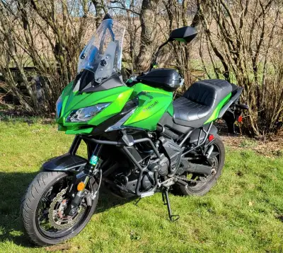 2015 Kawasaki 650 Versy 23,707 Km. ABS,engine guards, hand guards , Corbin seat. Very comfortable,fu...