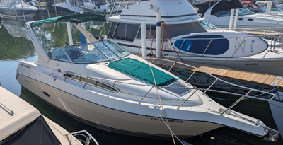 This pre-owned Regal powerboat is ready for your next aquatic adventure, featuring a well-maintained...
