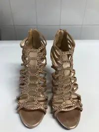 Women’s gold sparkle heeled sandal shoes