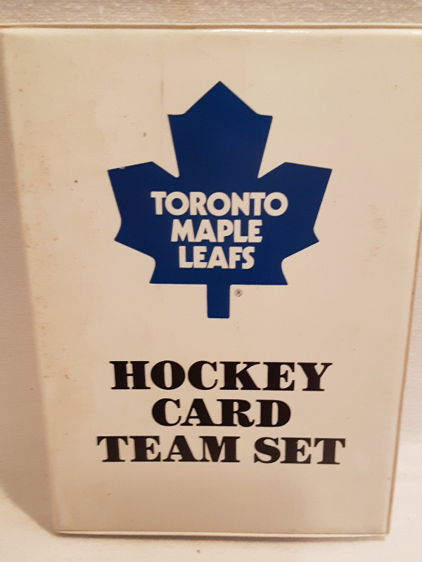 Toronto Maple Leafs 1990-91 - Pro Set Hockey Cards in Arts & Collectibles in Hamilton