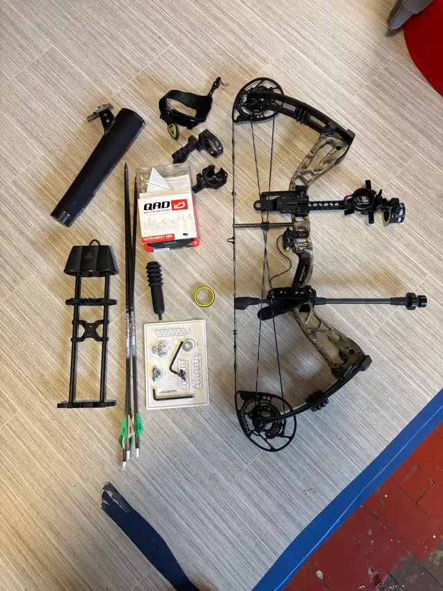 Bowtech Amplify Package in Fishing, Camping & Outdoors in Norfolk County - Image 2