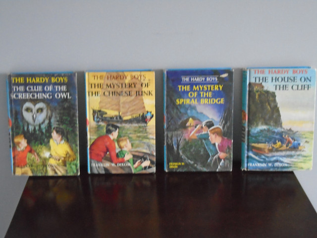 Collection of Nine Hardy Boy Books + Bookends for Sale in Children & Young Adult in Ottawa - Image 2