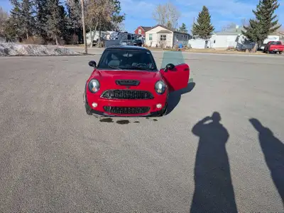 2008 Mini Cooper S Turbo — Fun, Fast, and Ready to Go! Letting go of my 2008 Mini Cooper S Turbo, si...