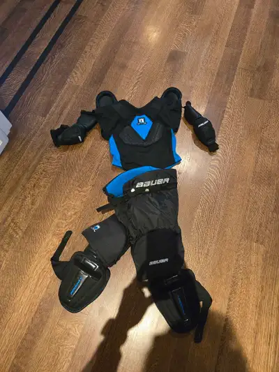 Bauer Prodigy hockey gear, View more