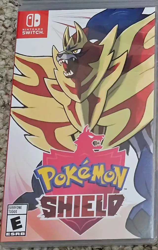 Nintendo Switch - Pokemon Shield in Nintendo Switch in Kitchener / Waterloo - Image 2